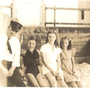 17135. (photo) Lighthouse Keeper on the Beach c.1920-1930’s.