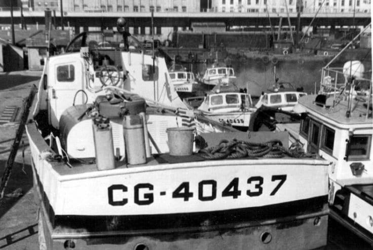 Coast Guard Presentation Collection: Bell-Wheel-Prop 40- CG Utility Boat Station Miami c.1980’s – 1990’s - Image 3
