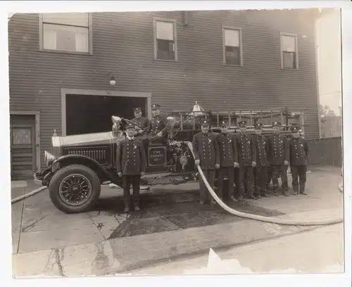 35036. (original photo) 1926 Maxim M3 Pumper Engine No. 1 at White River Junction, Vermont c.1926.